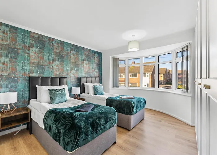Charming Nottingham House - Parking - Garden