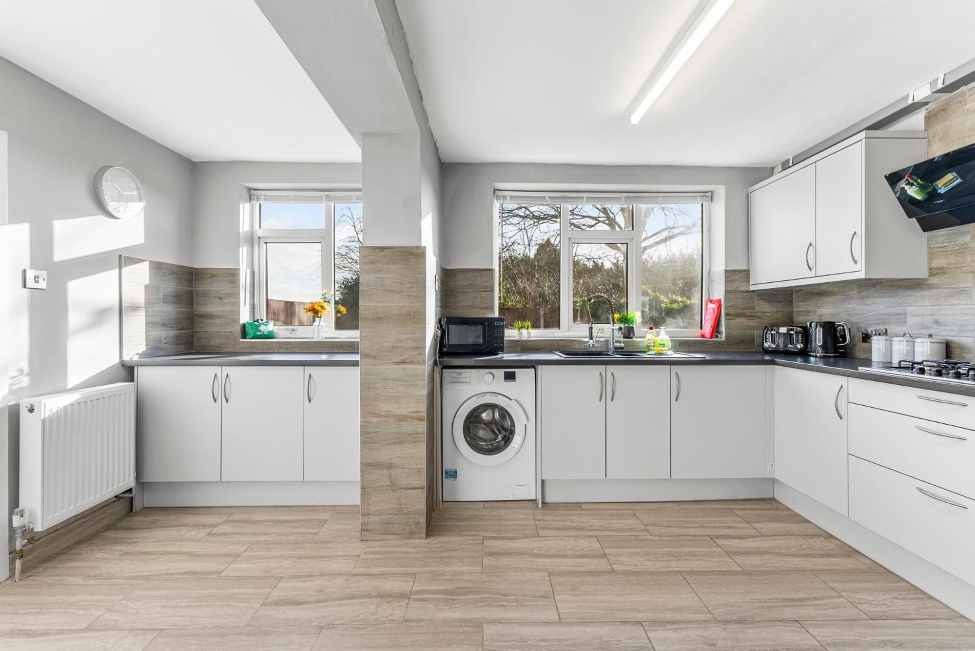 Charming Nottingham House - Parking - Garden Дом отдыха Ноттингем