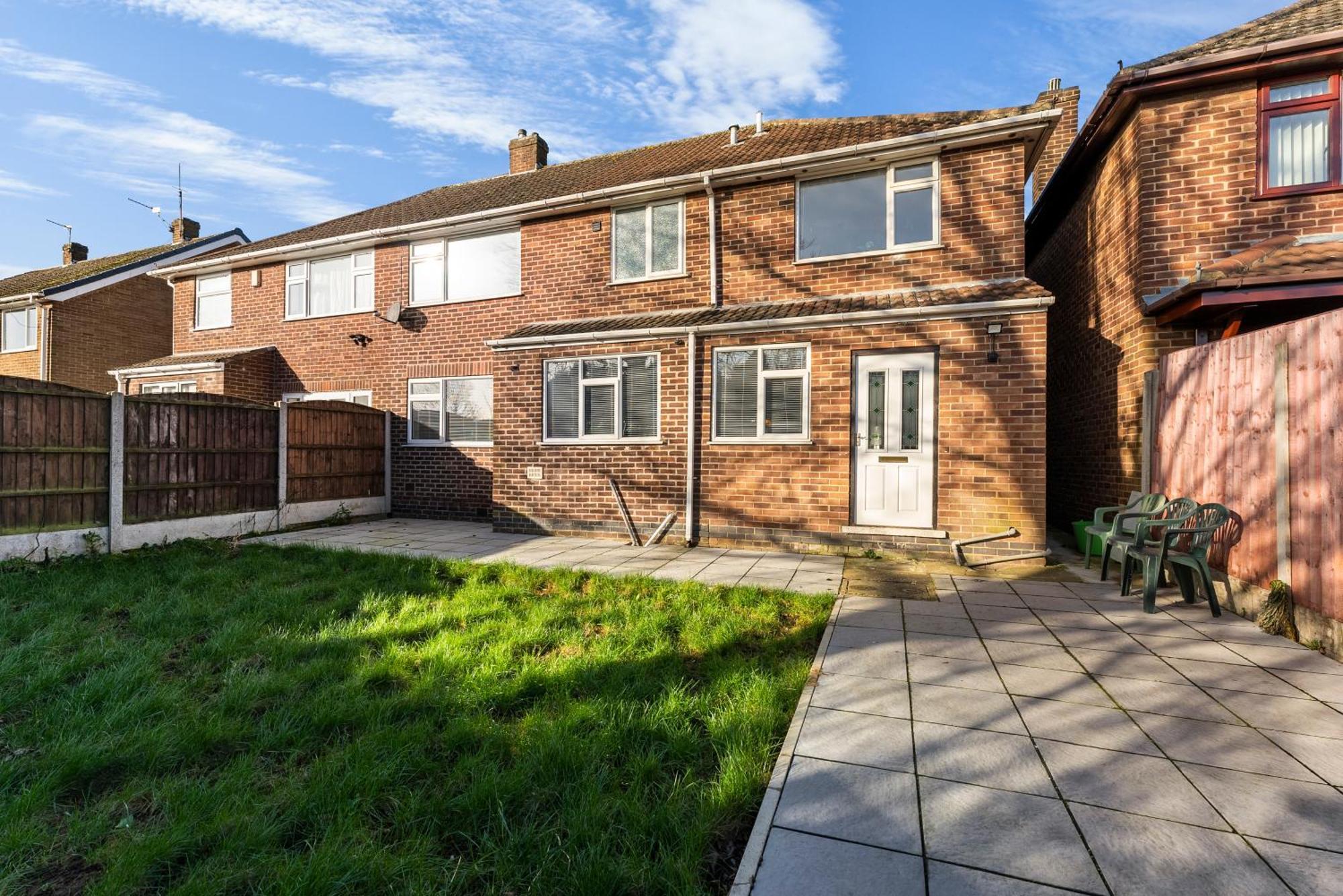 Charming Nottingham House - Parking - Garden Дом отдыха