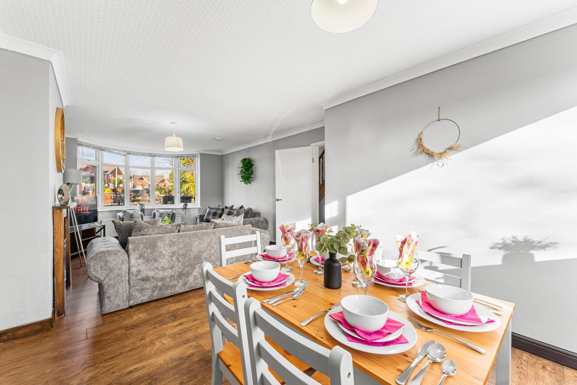 Charming Nottingham House - Parking - Garden Holiday home Nottingham