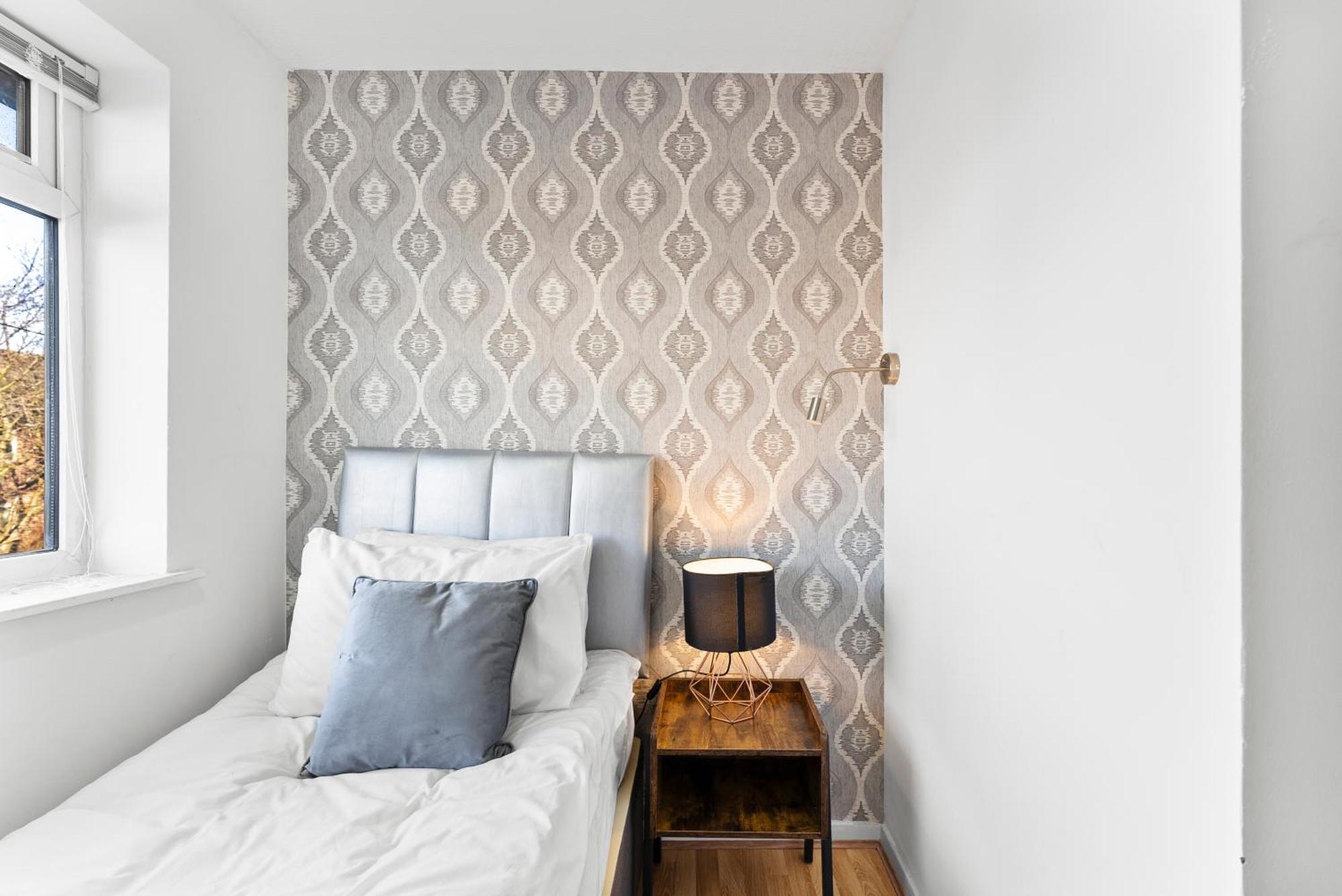 Дом отдыха Charming Nottingham House - Parking - Garden Ноттингем