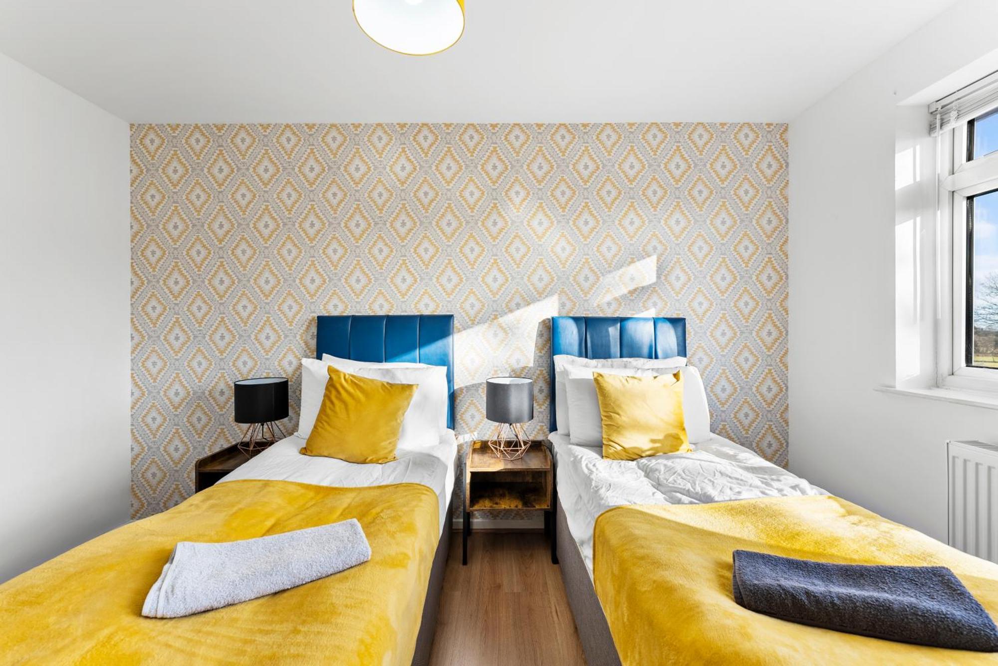 Charming Nottingham House - Parking - Garden * Ноттингем